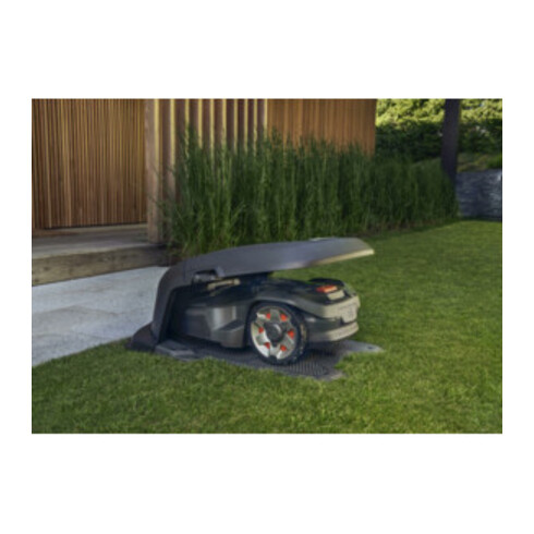 Husqvarna Garage 320 NERA/430X NERA/450X NERA verfügbar ab Frühjahr