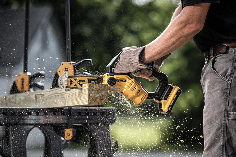 DEWALT 10 %