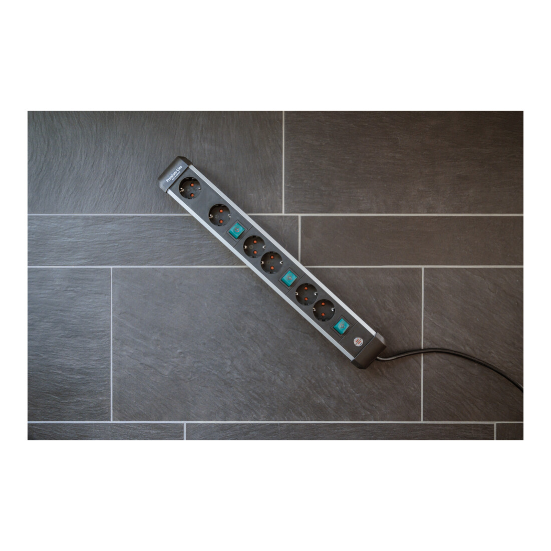 6 prises Brennenstuhl Premium-Alu-Line Technique 3 m H05VV-F 3G1,5 prises commutables par deux