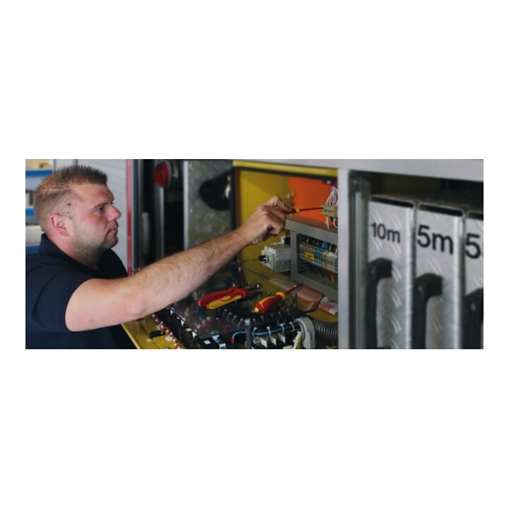 6600 VDE Pinces coupantes de côté VDE avec chanfrein de coupe 180 mm; Kopf ; Griffe