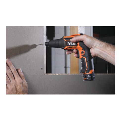 AEG accuschroevendraaier droog BTS12CLI-202C 12V incl. 2x 12V / 2.0 Ah PRO accu, oplader en draagtas