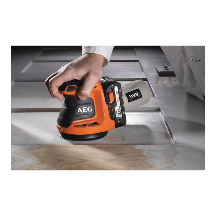 AEG Akku-Exzenterschleifer BEX18-125-0 18V Solo-Version inkl. Staubbeutel, Schleifpapier im Karton