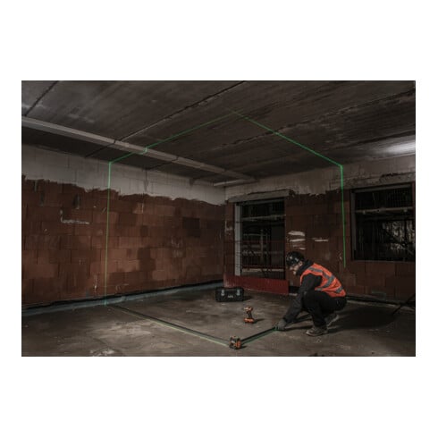AEG Cross line laser CLG3-30K, 30 m, vert, sac inclus, 3x piles AA, support mural (magnétique), plaque de cible laser, bande velcro