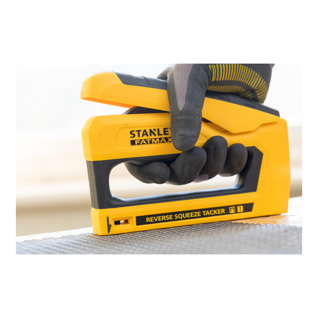 Agrafeuse Stanley FATMAX Reverse Squeeze