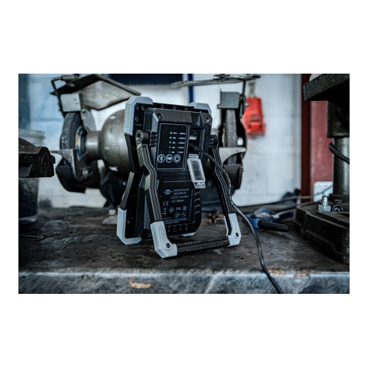 Akku LED Arbeitsstrahler RUFUS 3010 MA, 3000lm, IP65, mit Bluetooth® Lautsprecher
