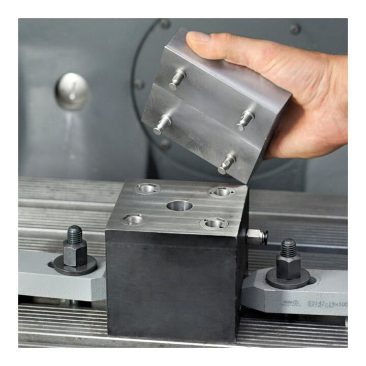 AMF Senkrecht-Spanner 6800 Gr. 2