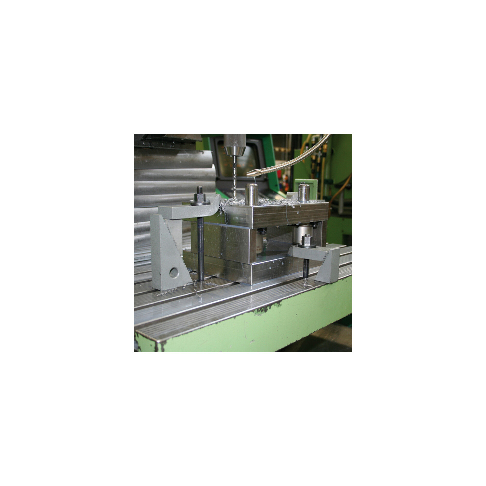 AMF T-Nutenschraube DIN787K8 M16x16x100 vergütet auf 8.8 m.Mutter u.Scheibe