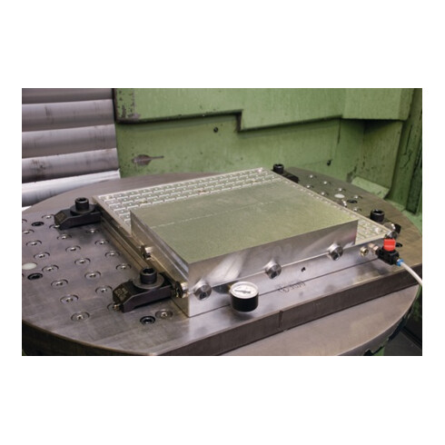 AMF Vakuumspannplatte Nr. 7800X L.200xB.300xR.12,5mm