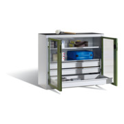 Armoire à outils C+P, portes battantes à fenêtre transparente, 2 tablettes, 3 tiroirs, H1000xL1200xP500mm Façade vert réséda Corps gris clair-1