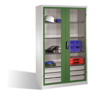 Armoire à outils C+P, portes battantes à fenêtre transparente, 3 tablettes, 3 tiroirs, H1950xL1200xP500mm Façade vert réséda Corps gris clair
