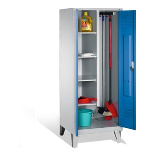Armoire à produits nettoyants C+P Classic sur pieds 2 compartiments avant bleu clair carrosserie gris clair