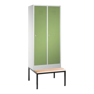 C+P Vestiaire Classic avec banc, 2 compartiments, H2090×I810×P500/815mm, façade vert réséda, corps gris clair
