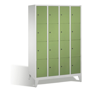 C+P Armoire à casiers Classic sur pieds, 16 casiers, H1850×I1190×P500 mm, façade vert réséda, corps gris clair