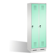 Armoire C+P Evolo sur socle 2 compartiments avant vert clair corps gris clair-1