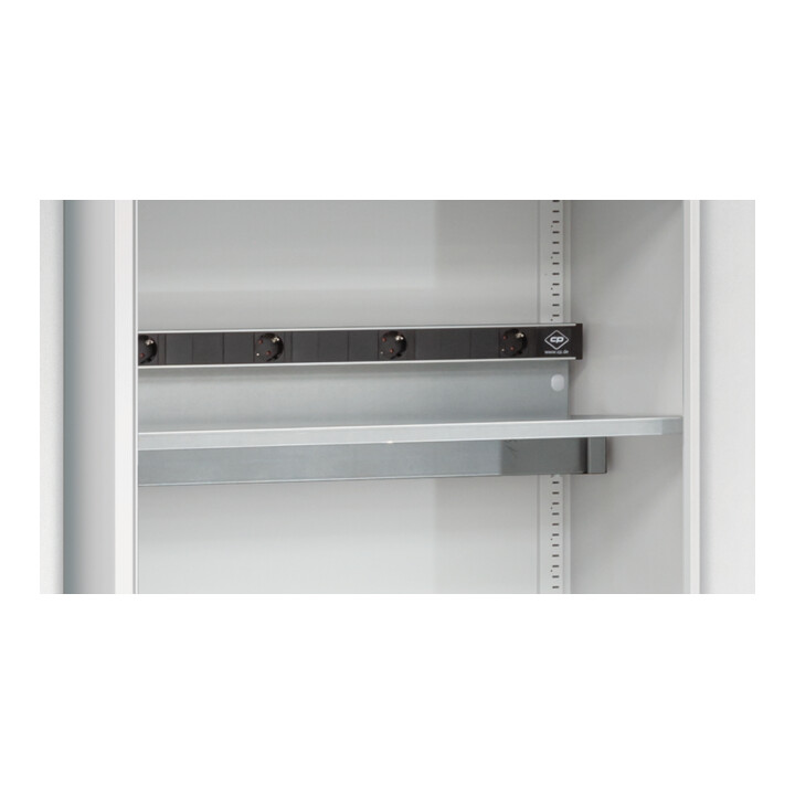 Armoire de charge C+P Akku pour 5 outils électriques, fenêtre, H1950xL930xP500mm, gris clair