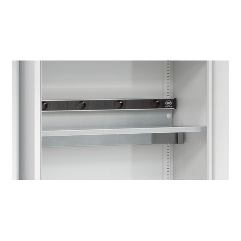 Armoire de charge C+P Akku pour 5 outils électriques, fenêtre, H1950xL930xP500mm, gris clair