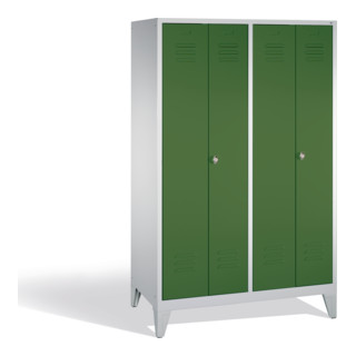 C+P Double-broche Classic sur pieds, 4 compartiments, H1850×I1190×P500 mm, façade vert réséda, corps gris clair