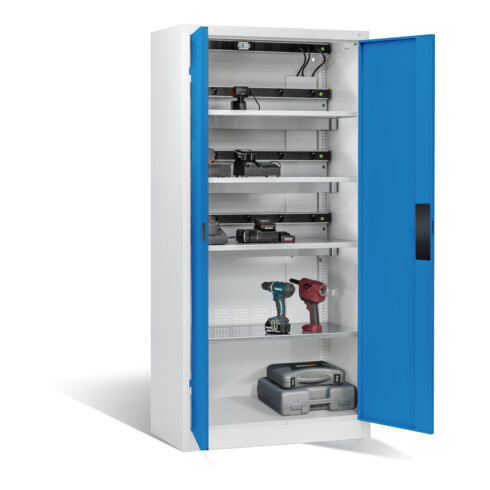 Armoire pour batteries C+P pour 15 outils éléctriques, H 1 950 x l 930 x P 500 mm, bleu clair/gris clair