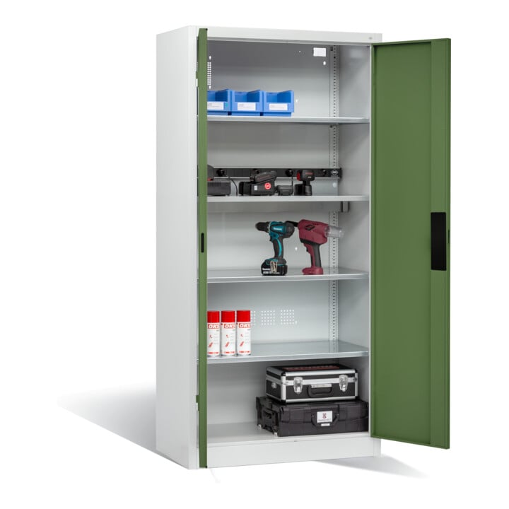 Armoire pour batteries C+P pour 5 outils éléctriques, H 1 950 x l 930 x P 500 mm, vert réséda/gris clair