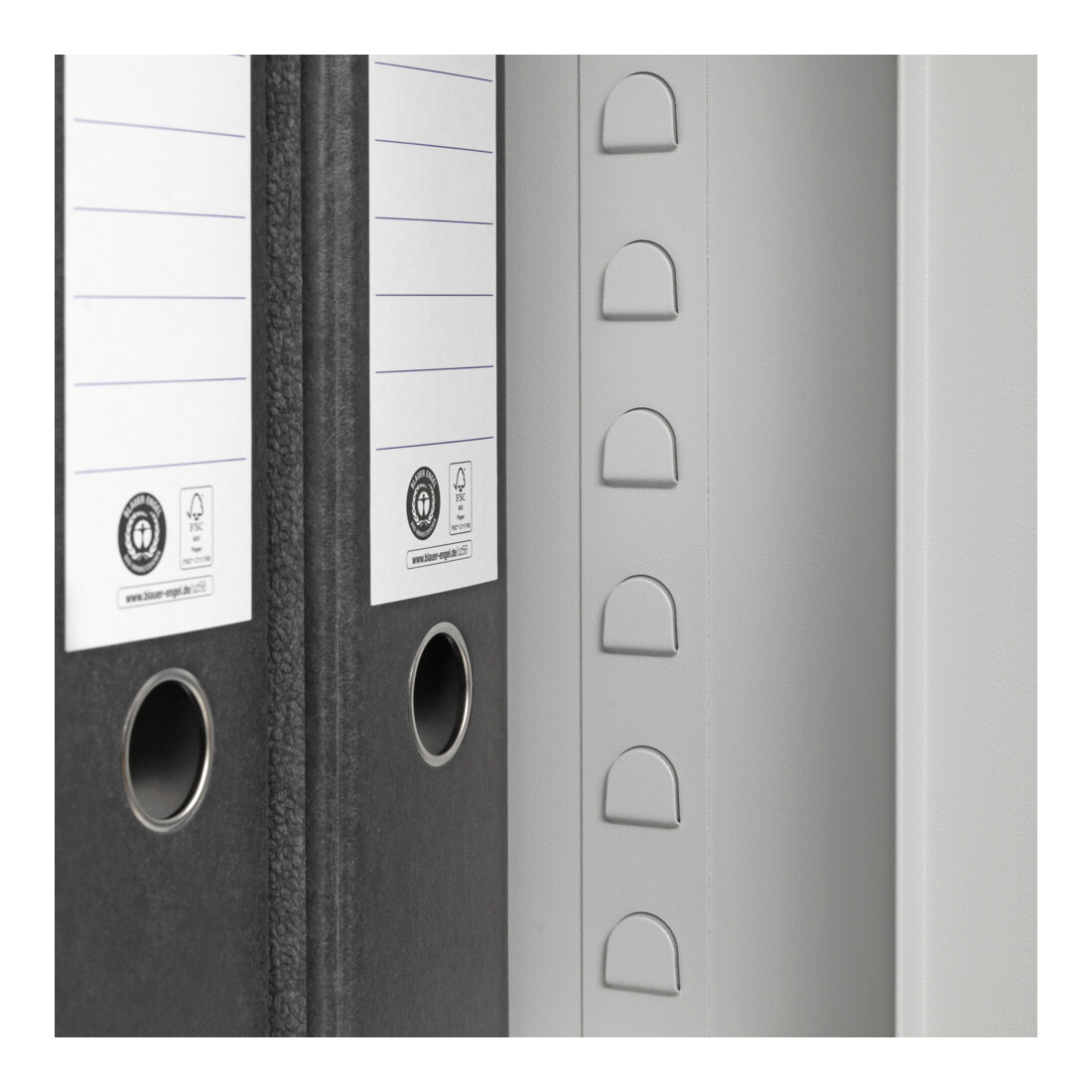 Armoire universelle STIER avec 4 étagères 1800x800x380mm soudées gris clair