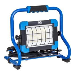 as - Schwabe LED-Strahler SlimLinePro 50W 6500 Lumen IP65 2x Steckdose 2x USB 3m Kabel