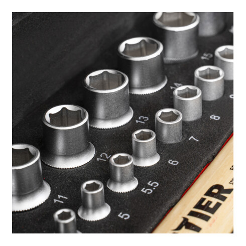 Assortiment de 128 outils pour électriciens STIER dans une valise en aluminium