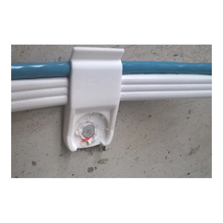 Attache clouable pour câbles extra-plats 6x17 Réf. TPLC (100 ) CELO