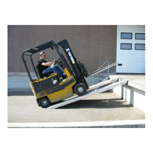 Auffahrschiene o.Rand Alu L 3000 mm, 4000 kg