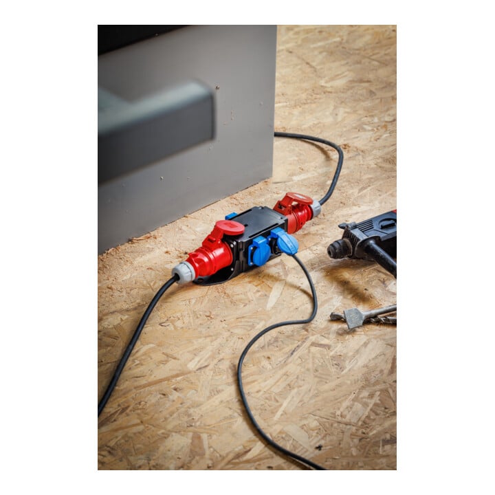 Bachmann Adaptateur CEE 1x16A 400V prise 349.029