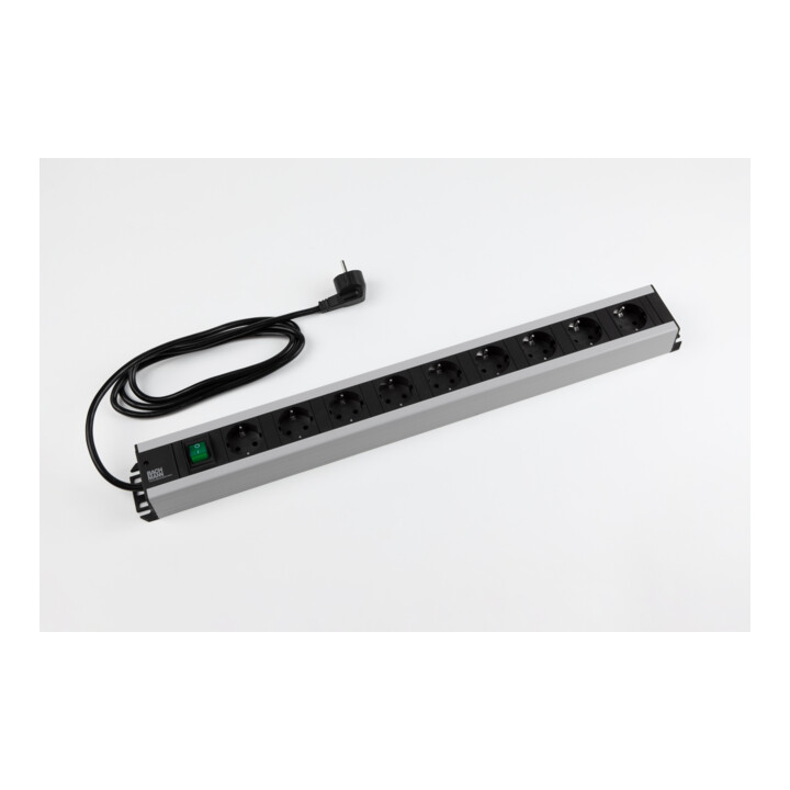 Bachmann Barre d'artisan 9 prises avec interrupteur, 2m Zul 300.004
