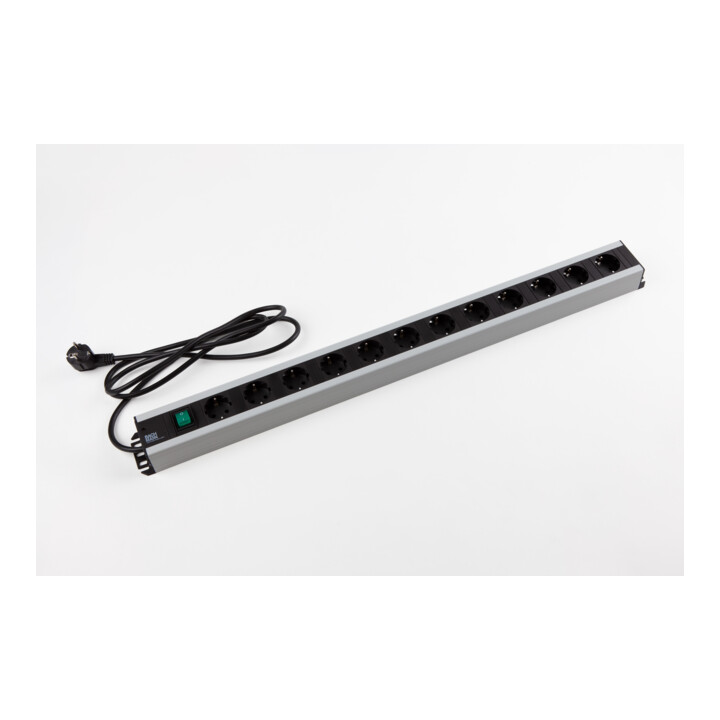 Bachmann Handwerkerleiste 12fach mit Schalter,2m Zul. 300.005