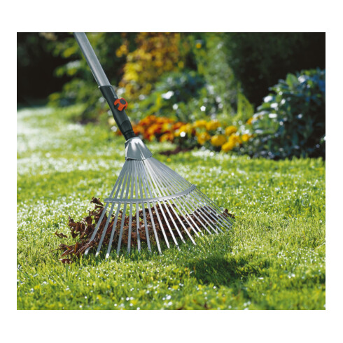 Balai éventail combisystem GARDENA - Action