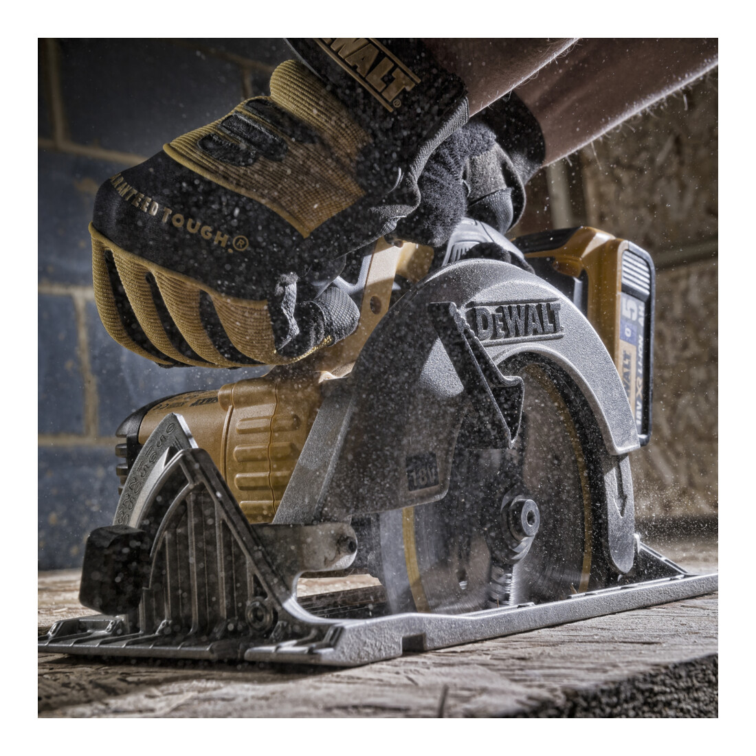 Batterie de scie circulaire DEWALT 165/20 mm 40WZ DT1950-QZ