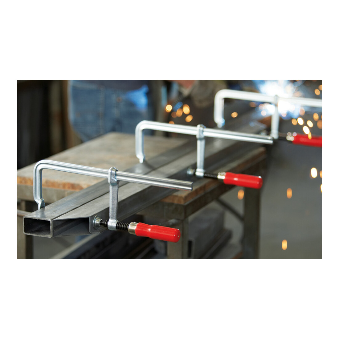 Bessey Ganzstahl-Schraubzwinge classiX GS mit bewährtem Holzgriff