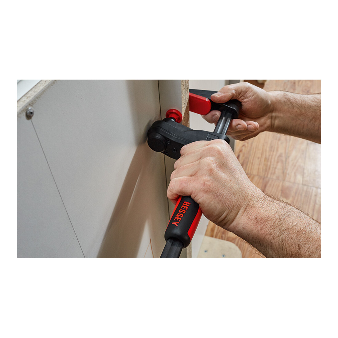 Bessey Getriebezwinge GK30 und Multifunktionswerkzeug DBST, Set