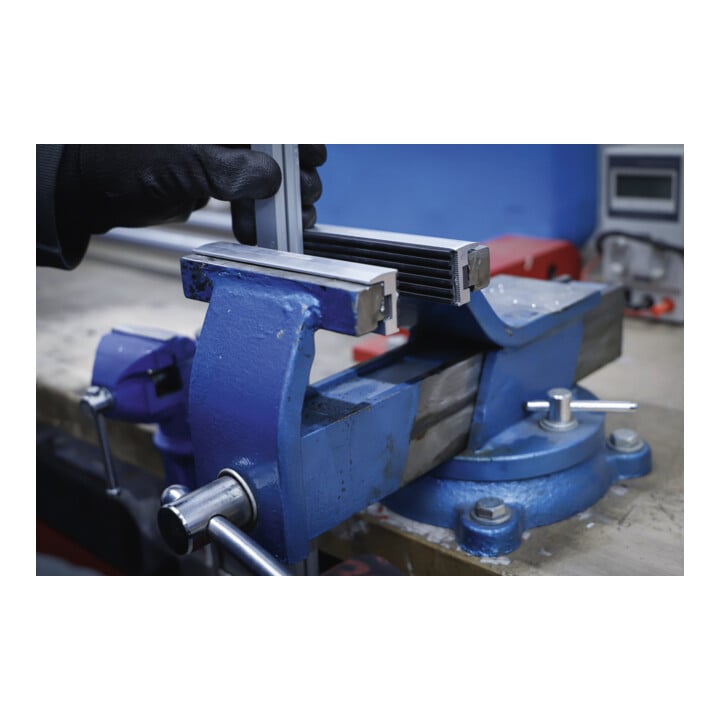 BGS bankschroef beschermbekken aluminium breedte 100 mm 2-delig met rubber bekleed