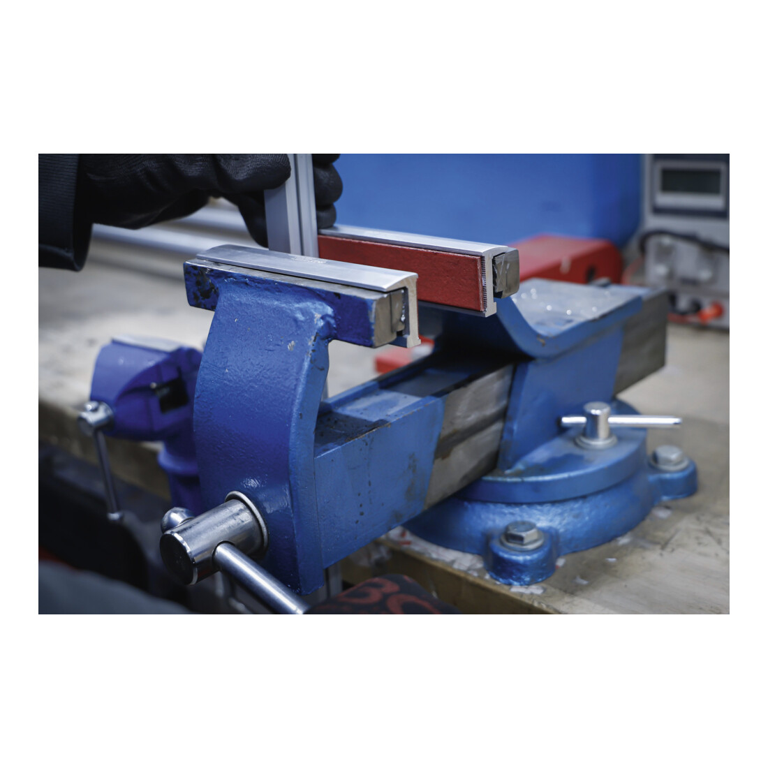 BGS bankschroef beschermbekken aluminium breedte 125 mm 2-delig.