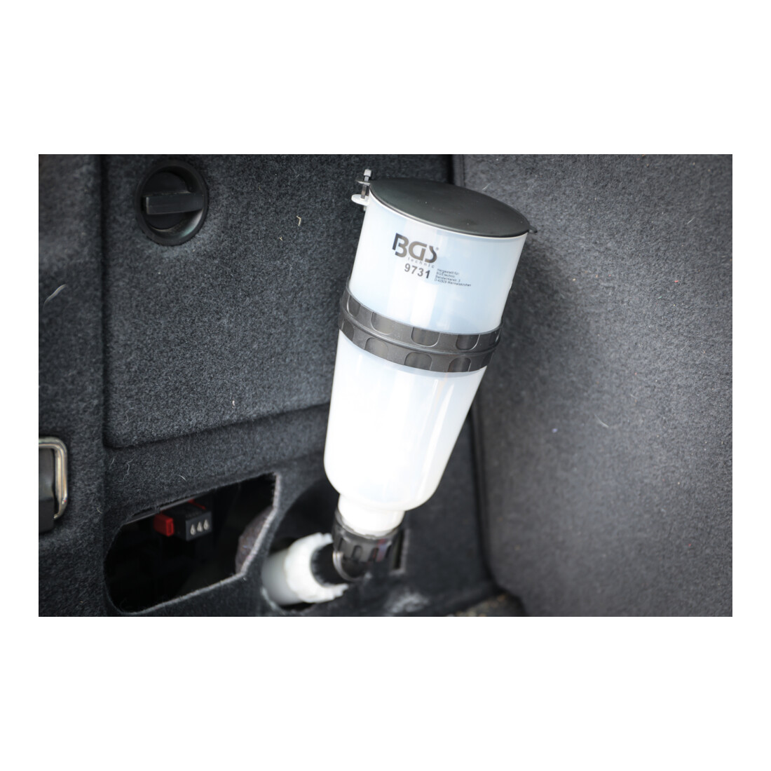 BGS Entonnoir pour solution d’urée (AUS 32) coudé