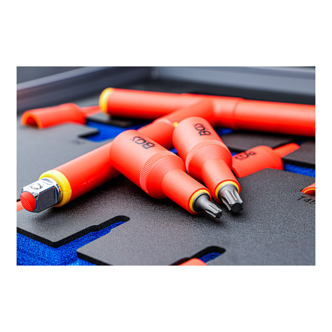 BGS Insert de servante d’atelier 2/3 : Jeu de douilles à embouts VDE 12,5 mm (1/2") profil T (pour TX) T20 - T55 10 pièces