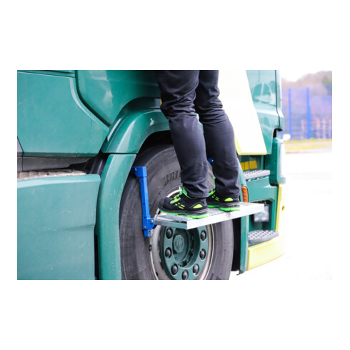 BGS Reifen-Klapptritt 71003, einstellbar, für LKW