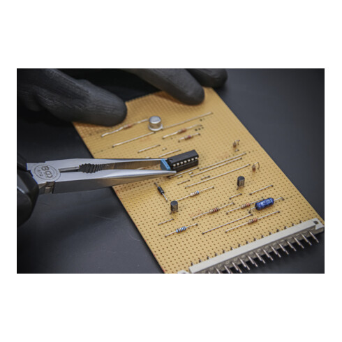 BGS Telefonzange mit Schneide gerade 200 mm