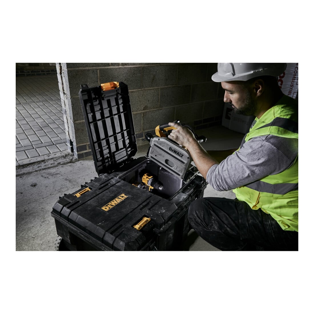 Boîte de montage mobile DEWALT T-STAK