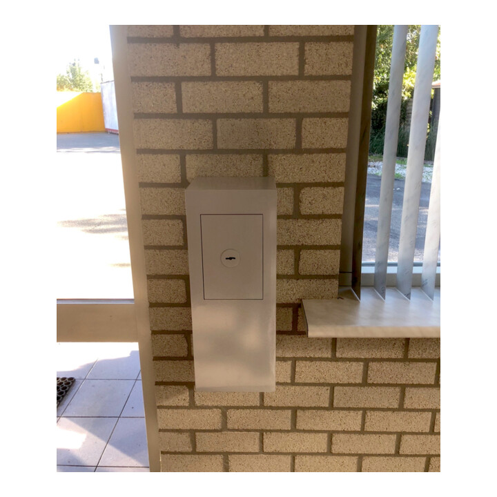 Boîte de réception de clés Eichner Dropbox avec toboggan à clés