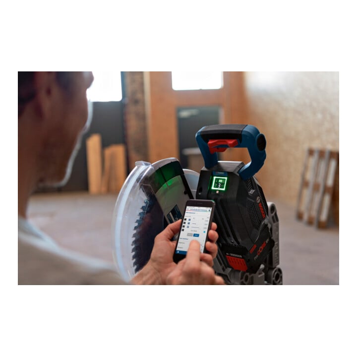 Bosch accu-hak- en verstekzaag bitURBO GCM18V-305 GDC