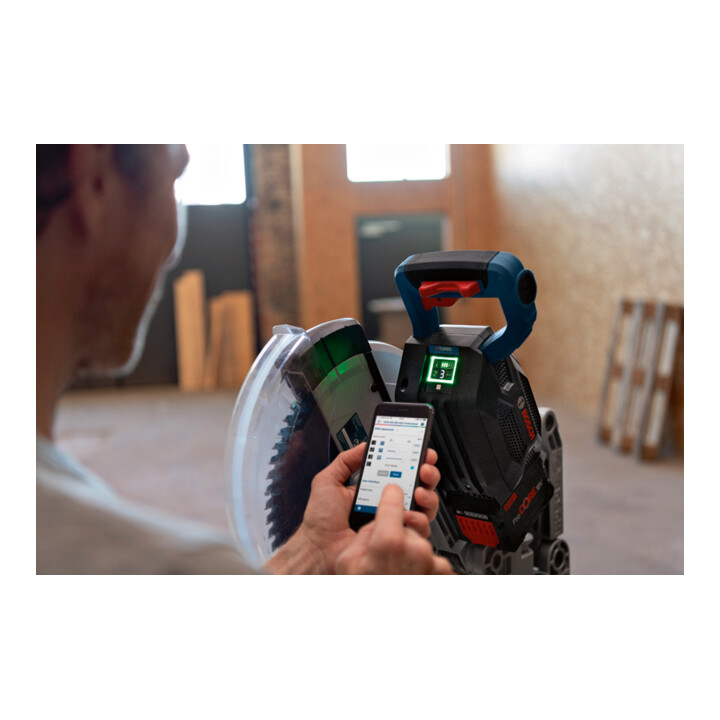 Bosch accu-hak- en verstekzaag bitURBO GCM18V-305 GDC
