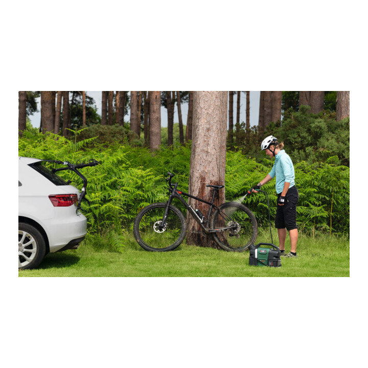 Bosch Accu-reinigingsapparaat voor buiten Fontus 18V-6 met accupack