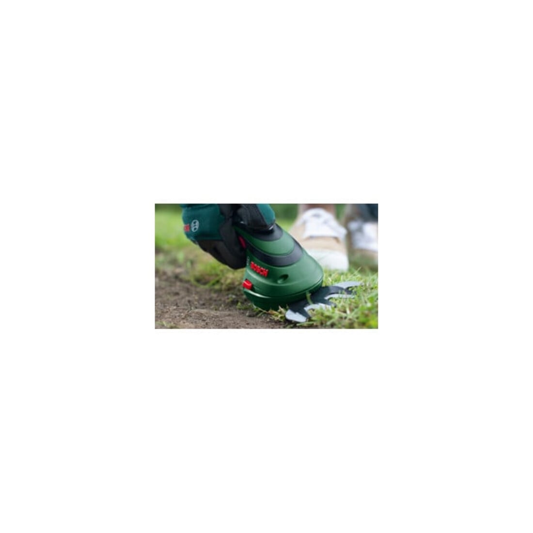 Bosch accu struik- en grasscharen set Isio