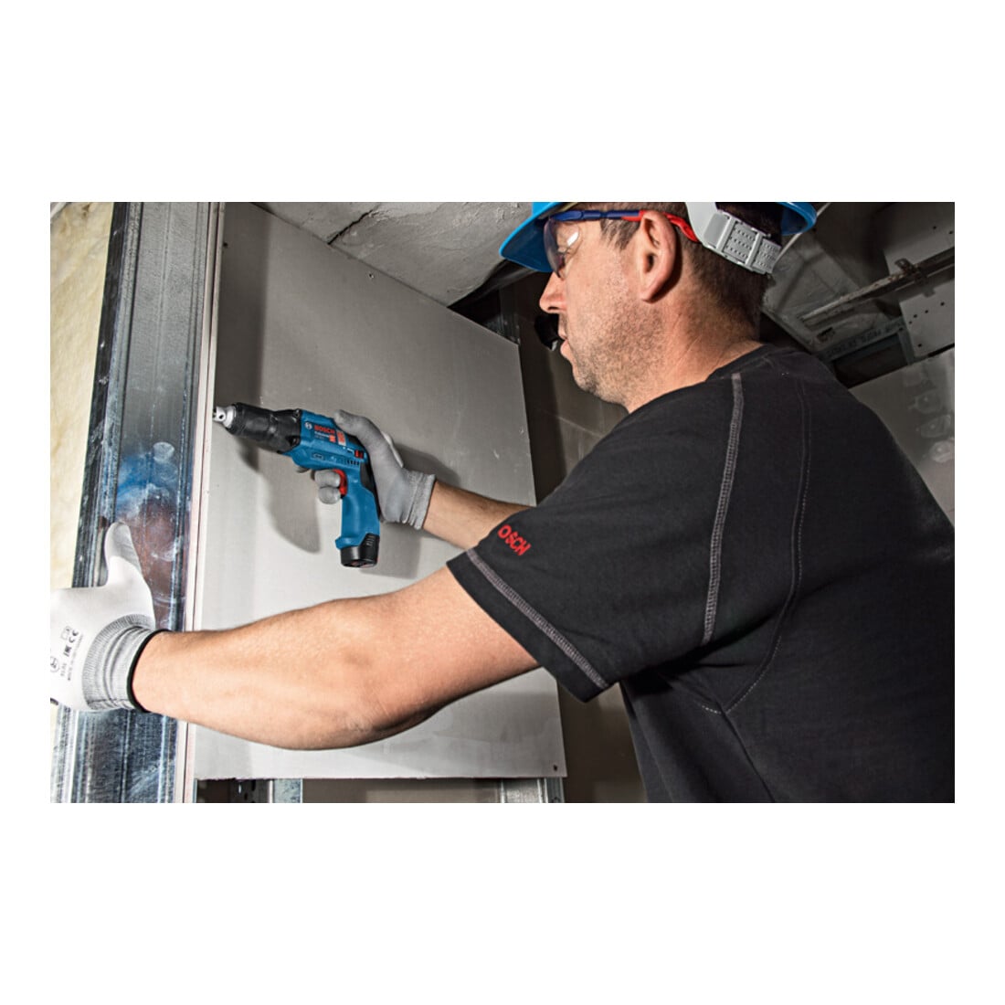 Bosch accuschroevendraaier GTB 12V-11 soloversie L-BOXX