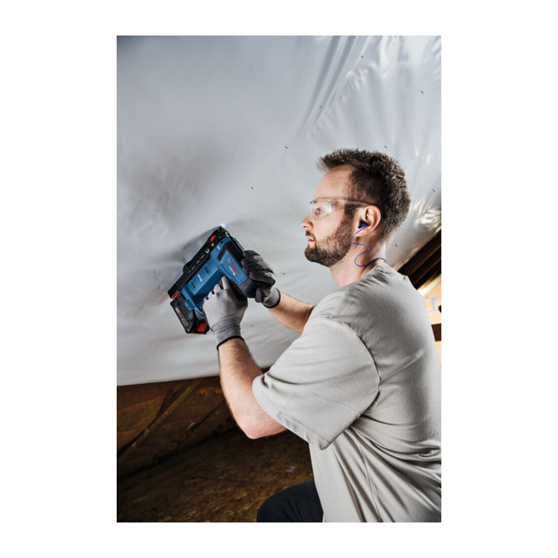 Bosch Agrafeuse sans fil pour bois GTH 18V-14 dans L-BOXX (solo ; L)