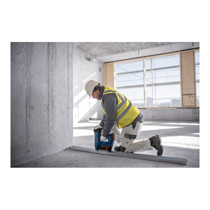 Bosch Akku-Betonnagler GNB 18V-38, XL-BOXX